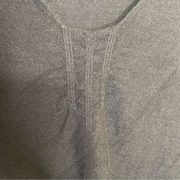 Eileen Fisher 100% Cashmere Sweater in Black in Petite S - Picture 6 of 9